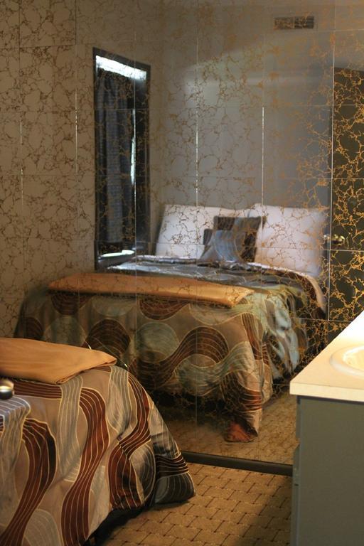 Lux Rooms Wallace Zimmer foto